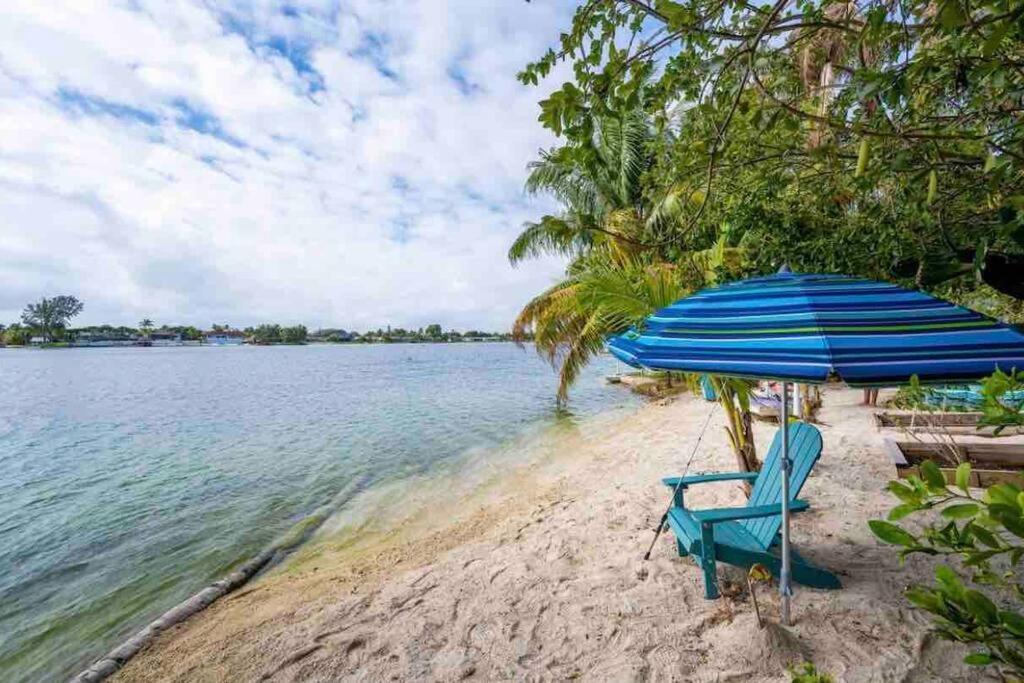 Lakefront Duplex With Pool Between Miami & Florida Keys 4 Bedroom 2 Bathroom Cutler Bay Exterior foto